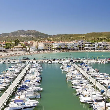 Edificio Berna By Interhome * Llança